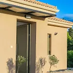 Villa Kalligoni וילה *
