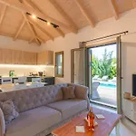 וילה Villa Kalligoni